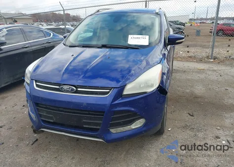 2014 Ford Escape Titanium z USA, uszkodzony, nr VIN 1FMCU9JX0EUC20378